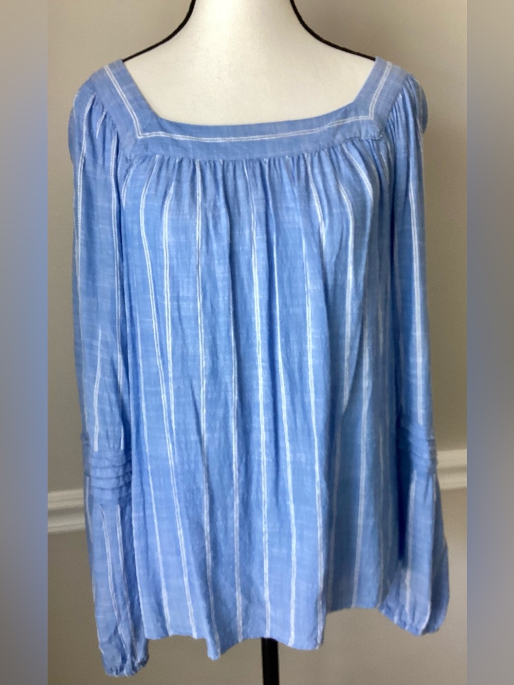 LC Lauren Conrad Women's Blue & White Striped Square Neck Peasant Blouse Medium